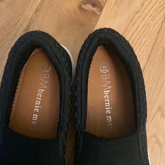 NWOT Bernie mev. - Picture 5 of 7